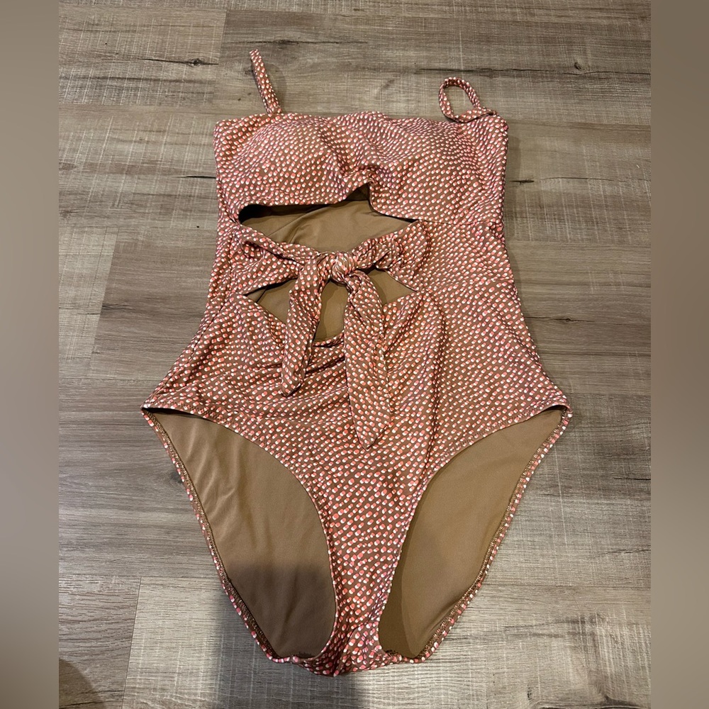 Aerie one piece swimsuit. Size large long.